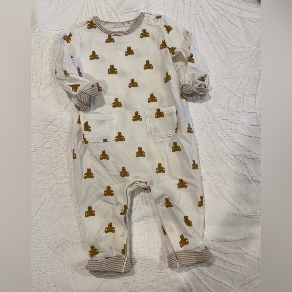 Baby Gap - Brannan bear - one piece bodysuit